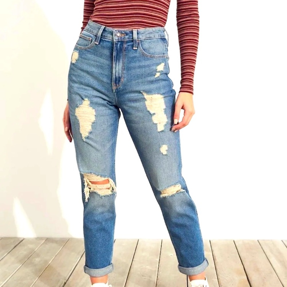 Hollister ultra high rise mom jeans